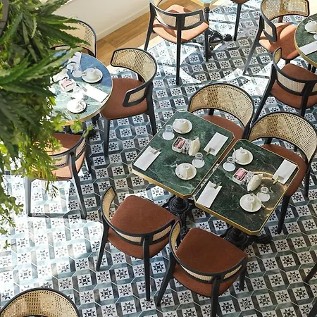 酒店 Leonardo Boutique 4*