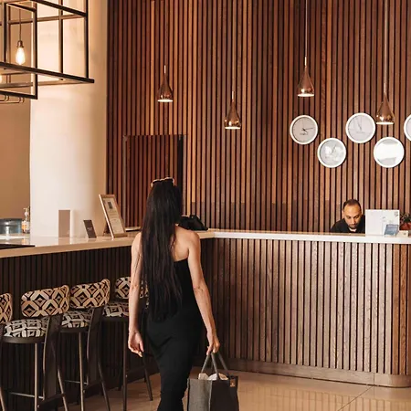 Leonardo Boutique 4* Larnaka