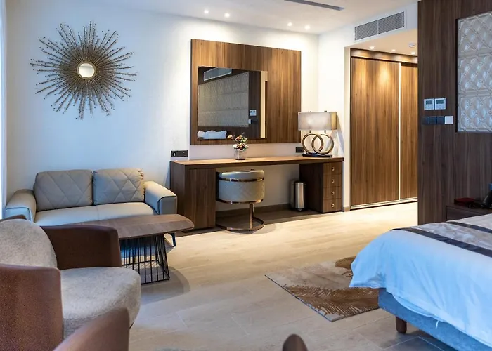 Leonardo Boutique Hotel Larnaca