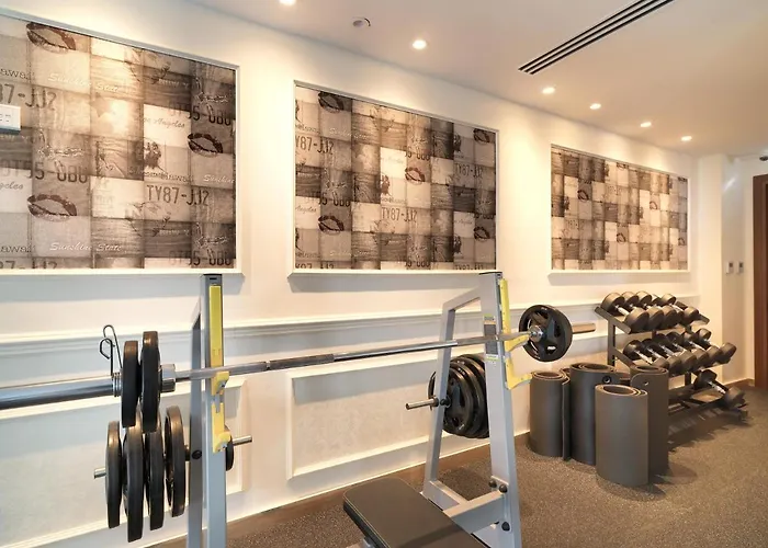 Leonardo Boutique 4* Larnaca