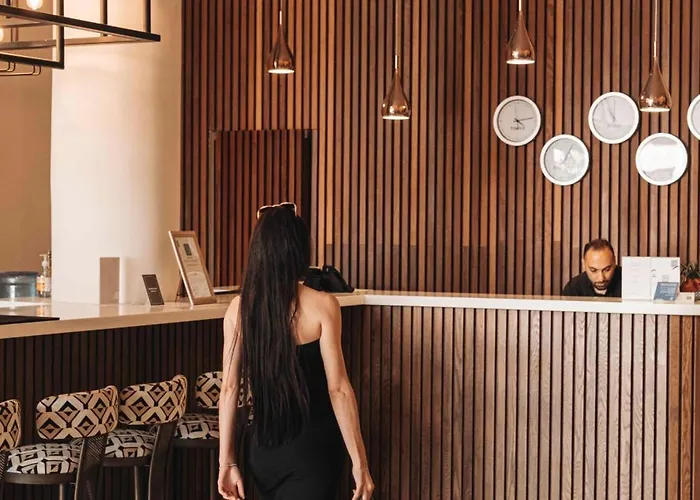 Leonardo Boutique 4* Lárnaca