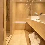 Leonardo Boutique 4*