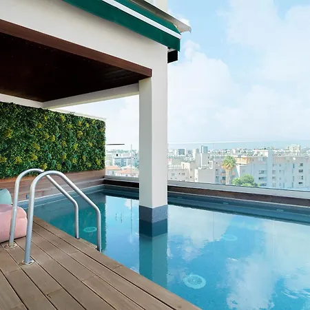 Leonardo Boutique Hotel 4*