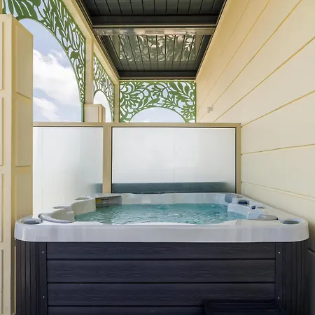 Leonardo Boutique Hotel
