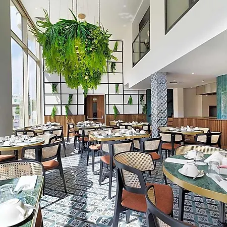 Leonardo Boutique Hotel Larnaka