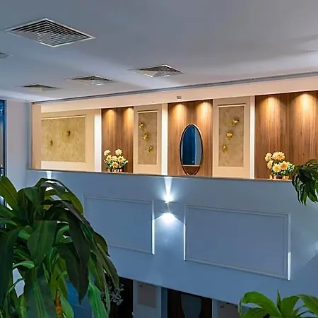 Leonardo Boutique 4* Larnaka