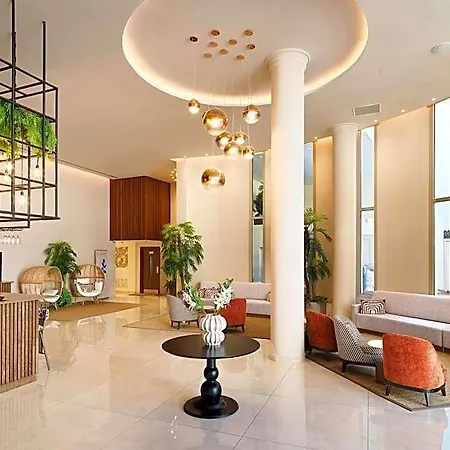 Leonardo Boutique 4*