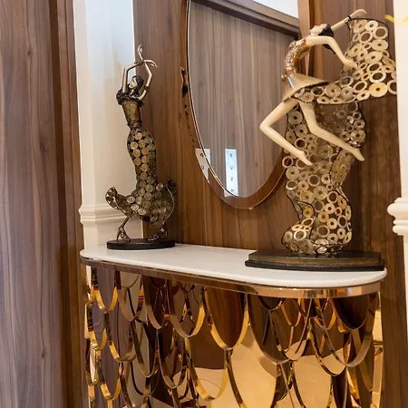 Leonardo Boutique ラルナカ