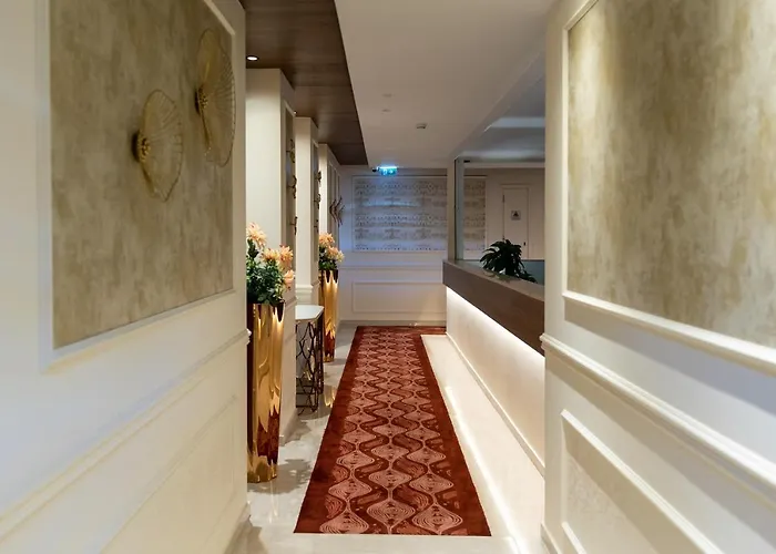 Leonardo Boutique Ξενοδοχείο 4*