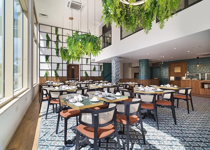 Leonardo Boutique 4*