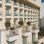 Leonardo Boutique לרנקה